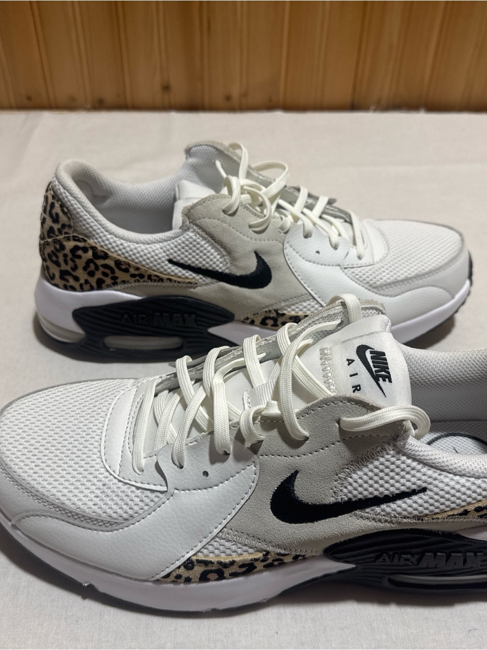 Nike Women's Air Max Excee 'Leopard Print' Size 12 New Missing Lid